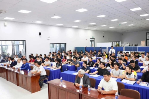 Hình ảnh hoạt động
