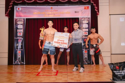 Hình ảnh hoạt động