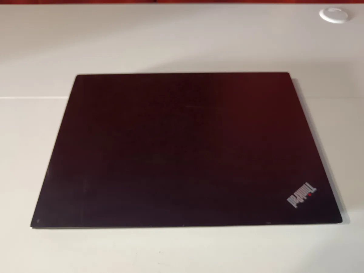 Lenovo ThinkPad E495 - Galerie photo 2