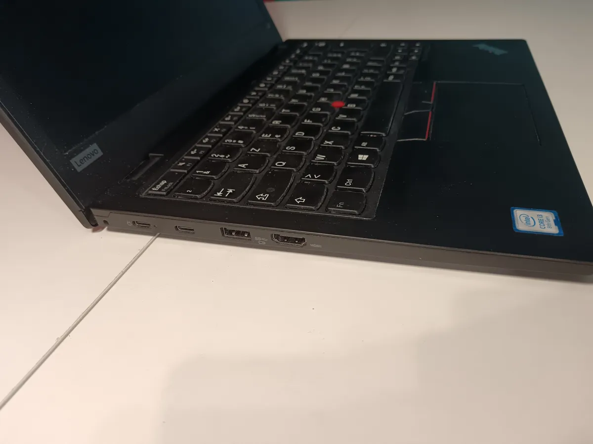 Lenovo ThinkPad L380 - Galerie photo 3
