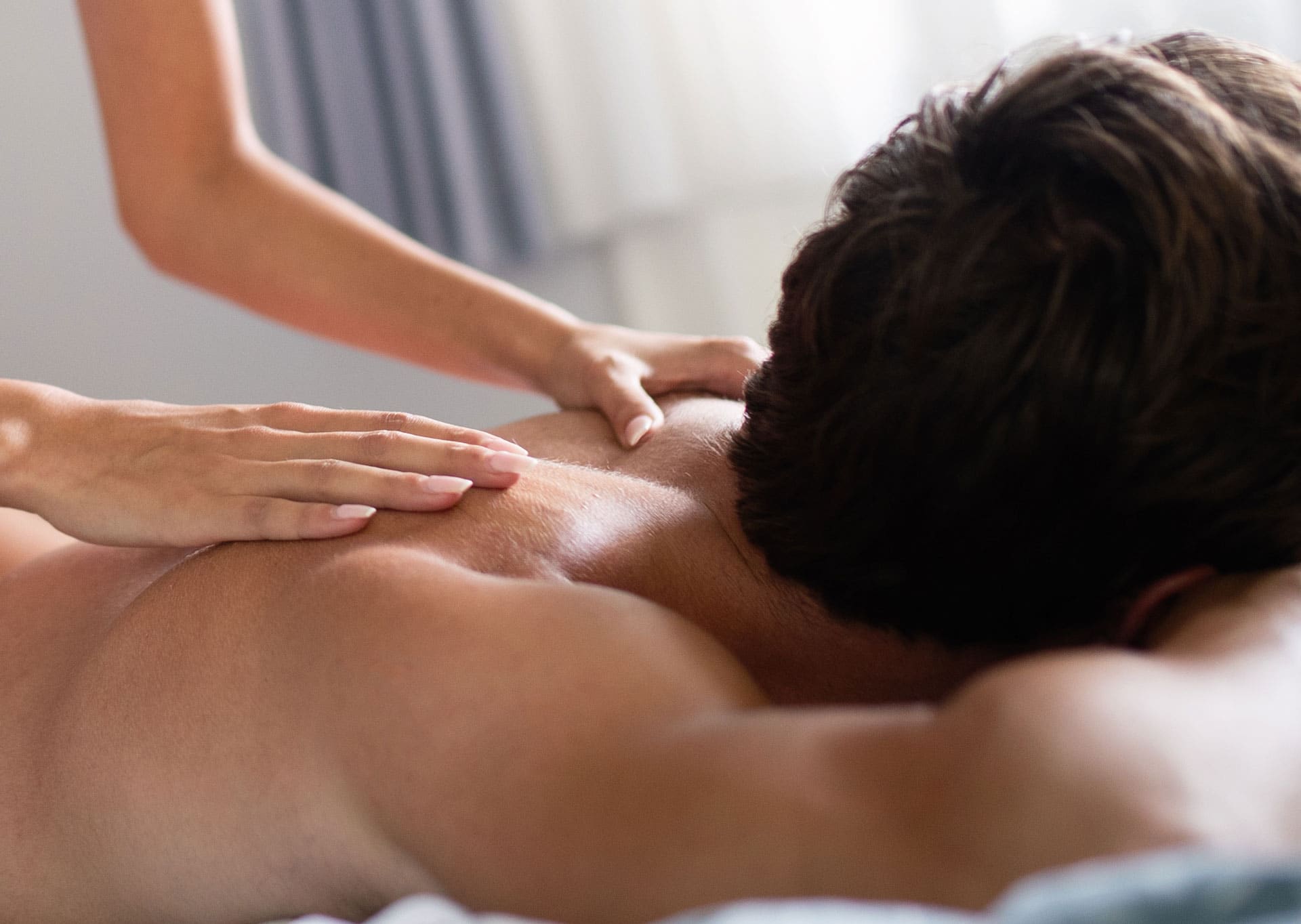 Mobile Massage Beverly Glen CA | Massage Rx