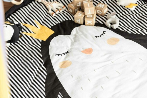 Play & Go soft Penguin baby playmat-bag