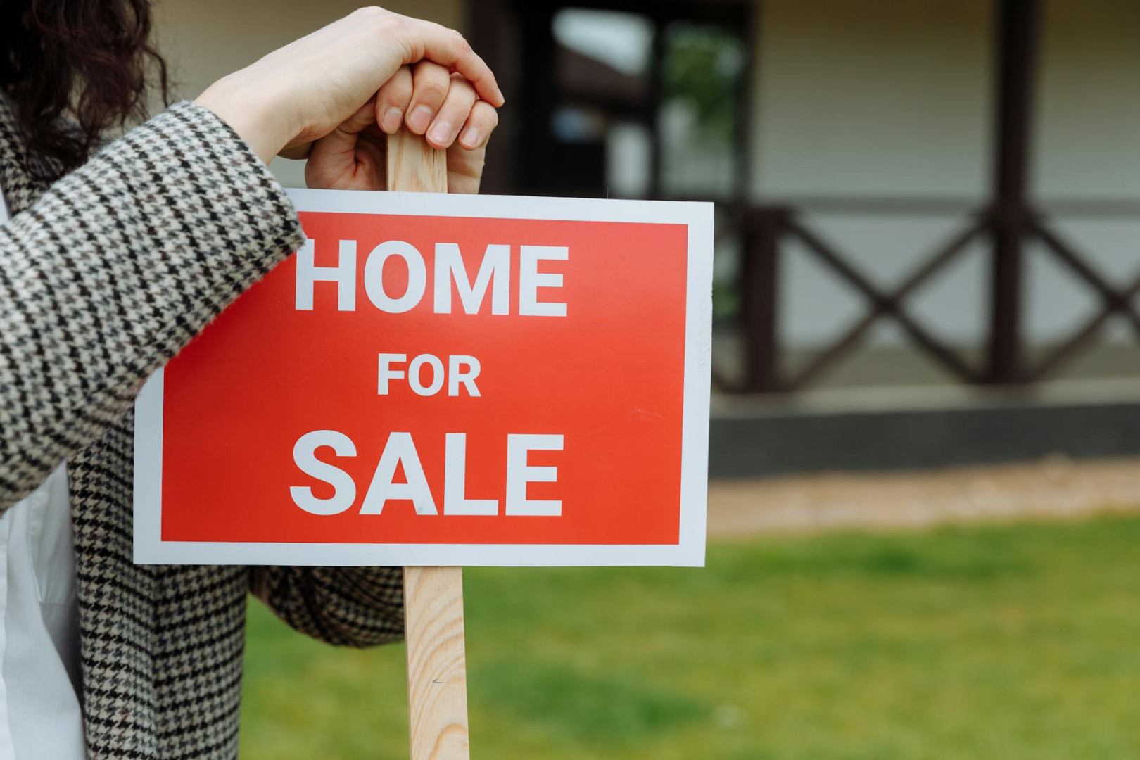 Can you Sell without an Agent? Can you Sell without an Agent?.