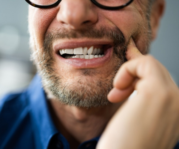 Are your sore gums from dentures?.