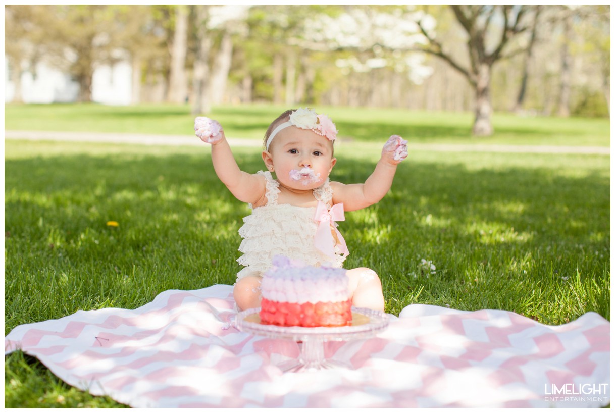 Julianna's Cakesmash at Allaire Park