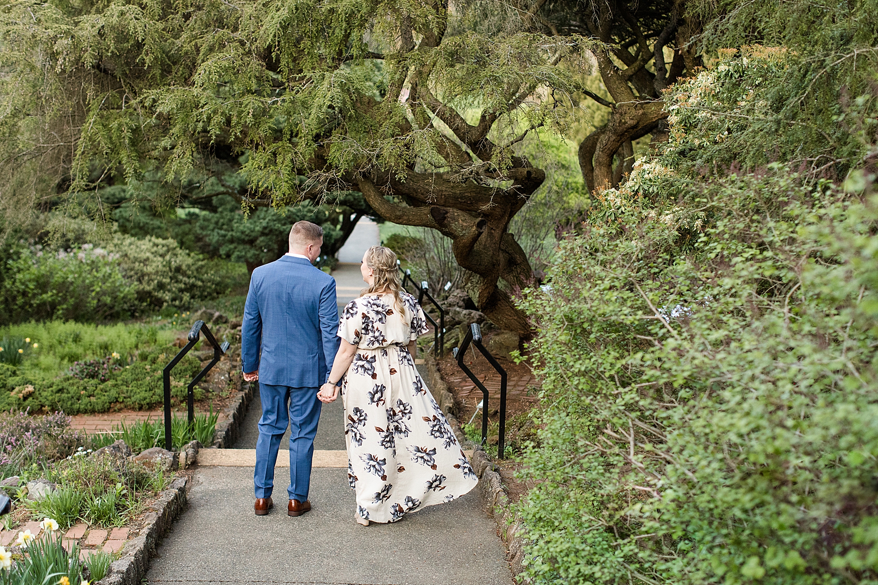 Deep Cut Gardens Engagement Photos