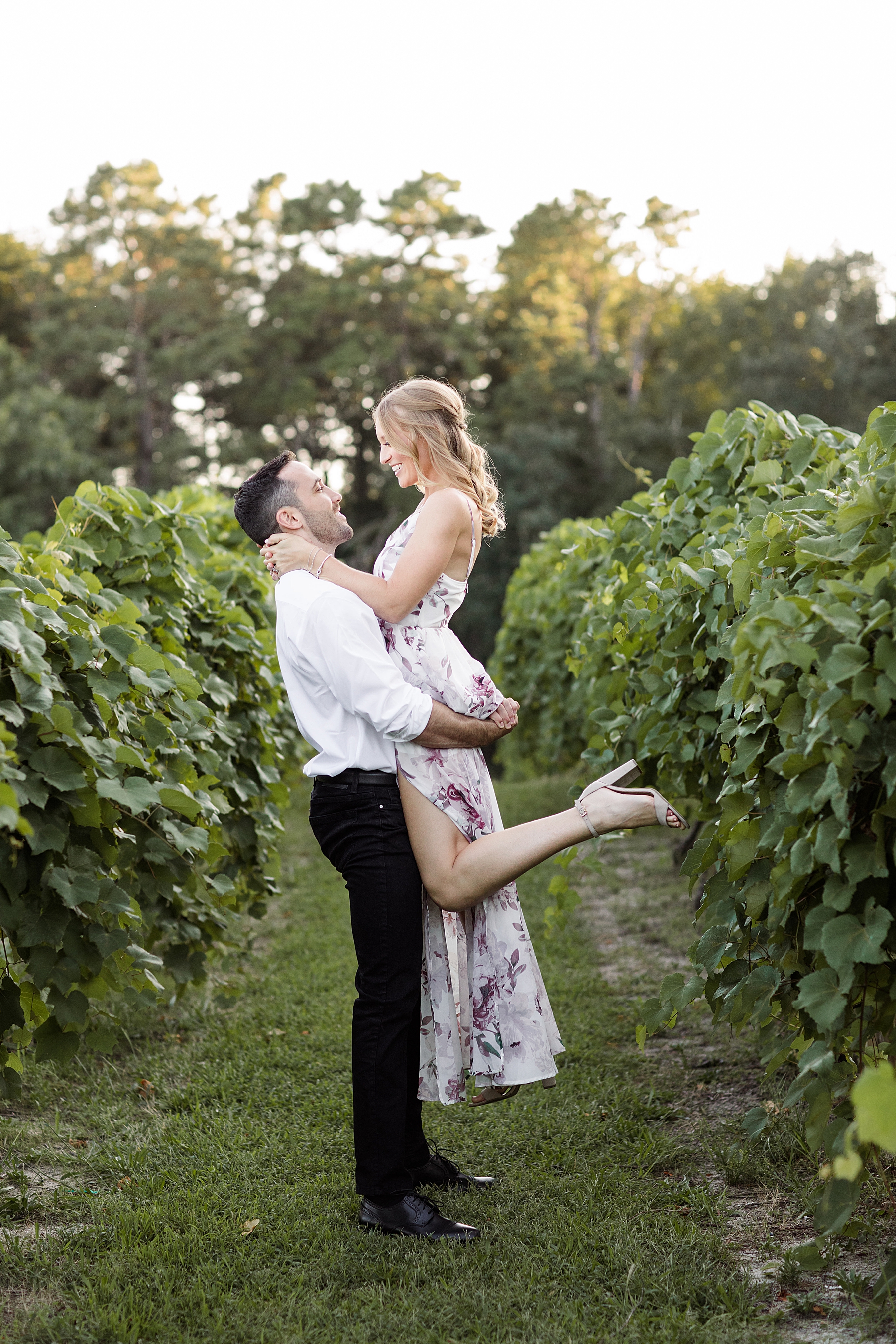 Engagement Photographer Renault Winery