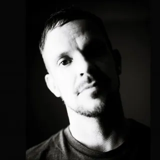 Per QX, Reza