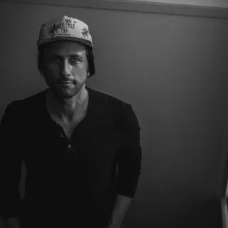 Simon Adams, Miguel Migs