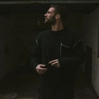 Mattia Red
