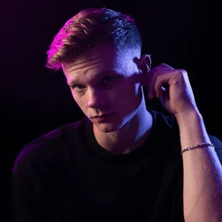 Juan Brizuela & Rem Siman