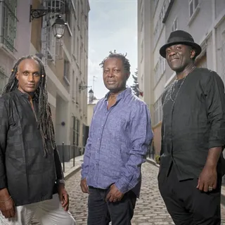 Toto Bona Lokua