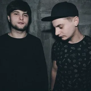 Sammy W & Alex E