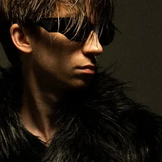Sasha Carassi & Aquarius Heaven & The Illustrated Man