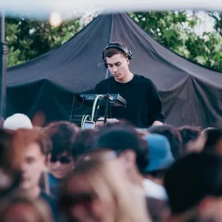 Marfaq & Lucas Scrofft