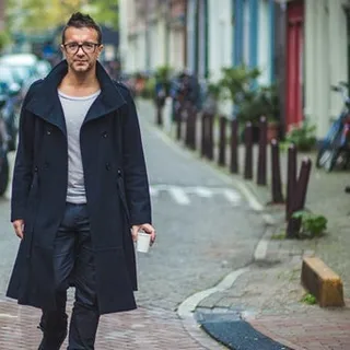 John Acquaviva pres.Roderick Fox