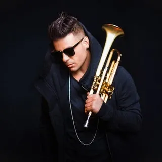 Sound Rush & Harris & Ford & Timmy Trumpet