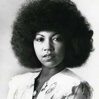Linda Lewis