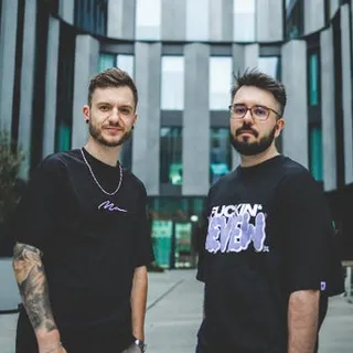 Gizmo & Mac & Bouras