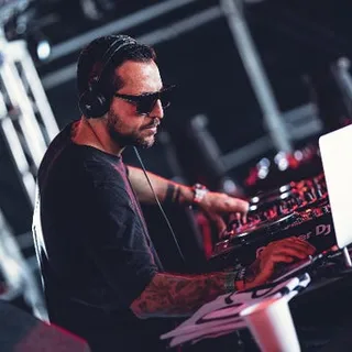 Fabio Neural & DJ Frontier