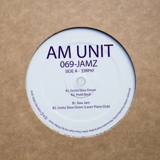 AM Unit