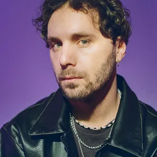 LÉON