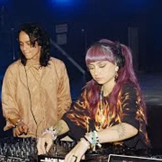 Uplifting Groovy House Mix in Toronto | Tinzo + Jojo