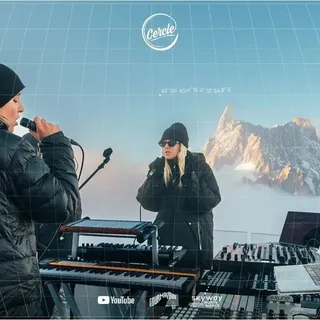 Eli & Fur @ Courmayeur, Skyway Monte Bianco, Italy (Cercle)