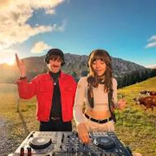 Sunset Deep House Music Mix in Swiss Alps | Vanlife, Cats, Cooking | No-AI