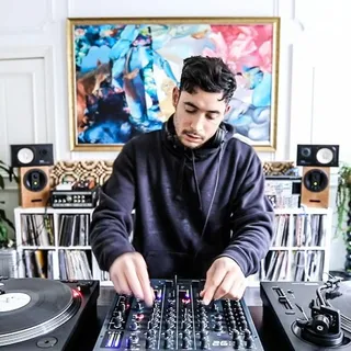 Dax J