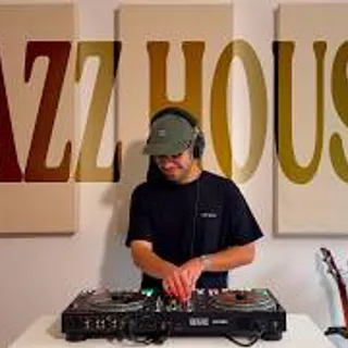 Funky & Groovy Deep Jazz House DJ Mix - Autumn Chill Vibes