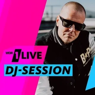 Manzone & Strong & David Guetta - Manzone & Strong pres. Connected Radio 163