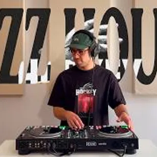 Deep & Soulful Jazz House DJ Mix - Golden Hour Grooves