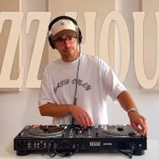 RE:TAPE Studios