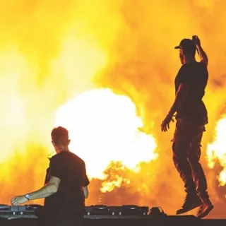 The Chainsmokers