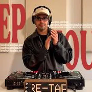 Groovy Deep House DJ Mix - Golden Hour Vibes to Relax & Flow