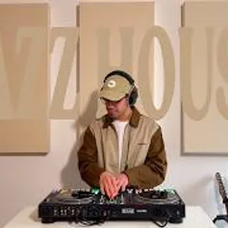 Funky & Groovy Deep Jazz House DJ Mix - Coffee Shop Vibes