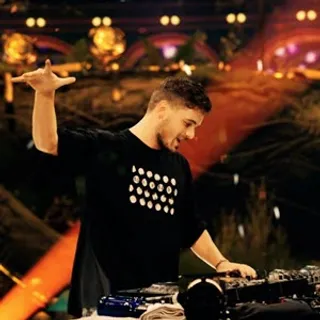 Martin Garrix @ Melodia Stage, Tomorrowland NYE Edition