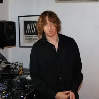 Daniel Avery