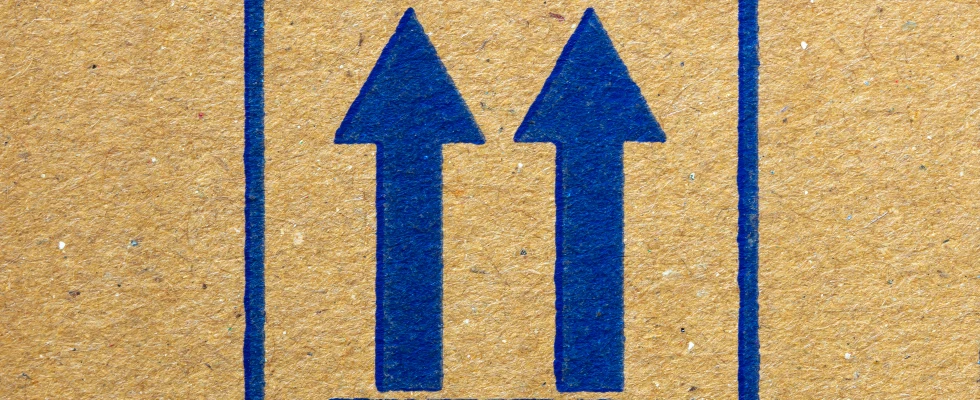 Label This Side Up: Fungsi, hingga Perannya dalam Pengiriman Paket