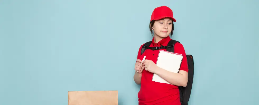 6 Perbedaan Kirim Paket Internasional: Tujuan, Dokumen, Waktu, Biaya, Proses & Pelacakan