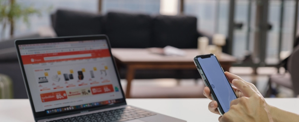 Manfaat Katalog Online untuk Bisnis: Solusi Praktis Tingkatkan Penjualan dan Efisiensi