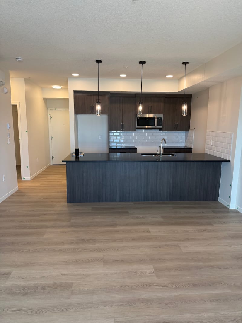 Beautiful 2 bedroom Condo for lease — photo 4 of 16