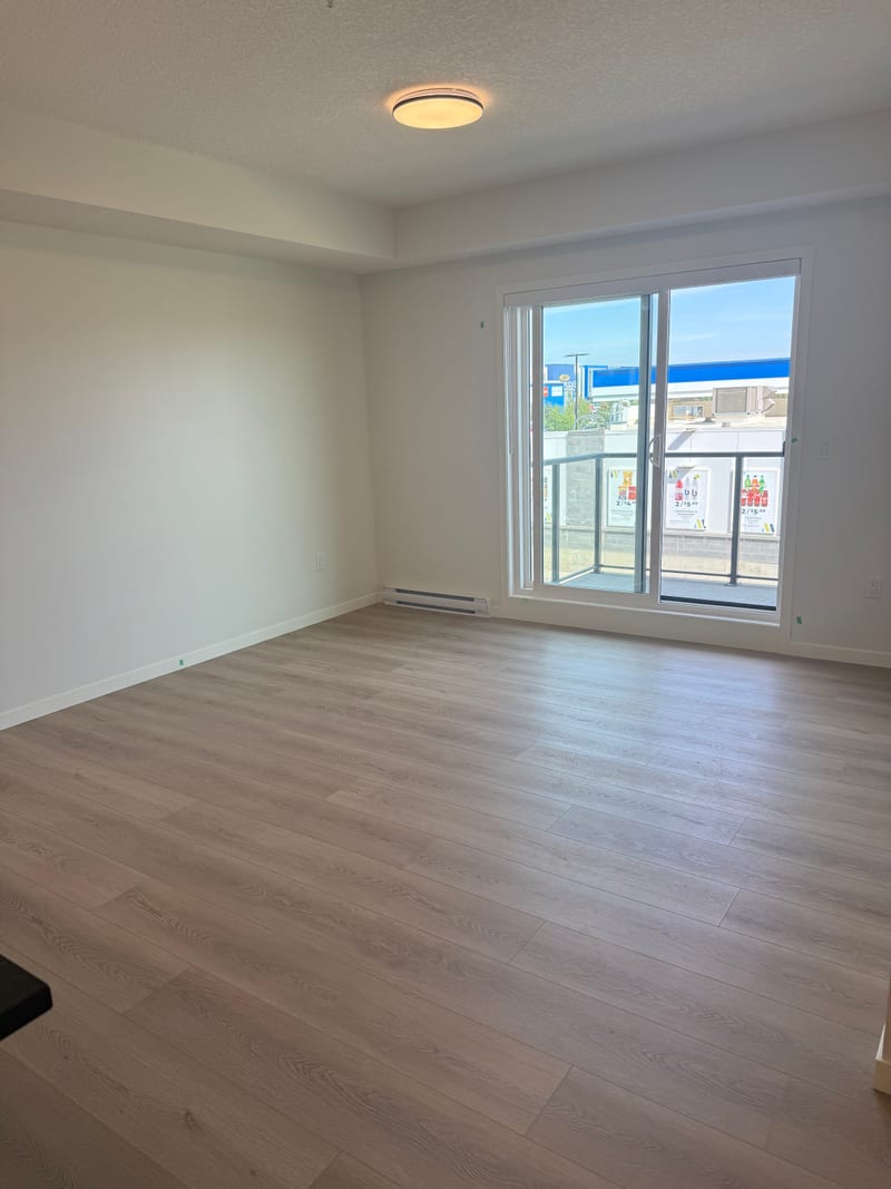 Beautiful 2 bedroom Condo for lease — photo 5 of 16