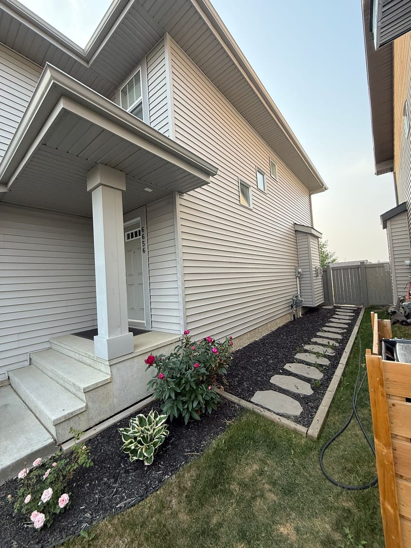 Fully Furnished 3-Bedroom Duplex with Garage in Chappelle – $2,200/month — photo 4 of 32