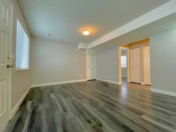 Pet Friendly 2Bed 2 Bath Ground Level Suite W/ Entire Garage — photo 3 of 18