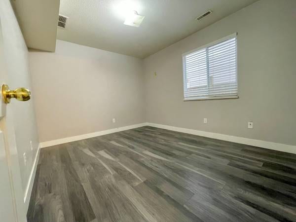 Pet Friendly 2Bed 2 Bath Ground Level Suite W/ Entire Garage — photo 5 of 18