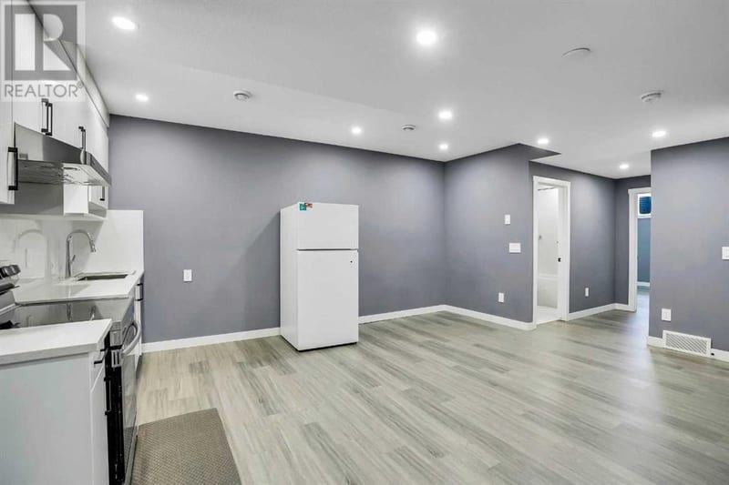 1 bed 1 bath basement for rent — photo 5 of 10