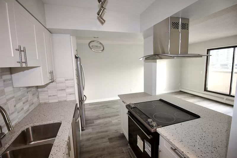 Bright & Comfortable 1-Bedroom Suite Available in Calgary — photo 3 of 4