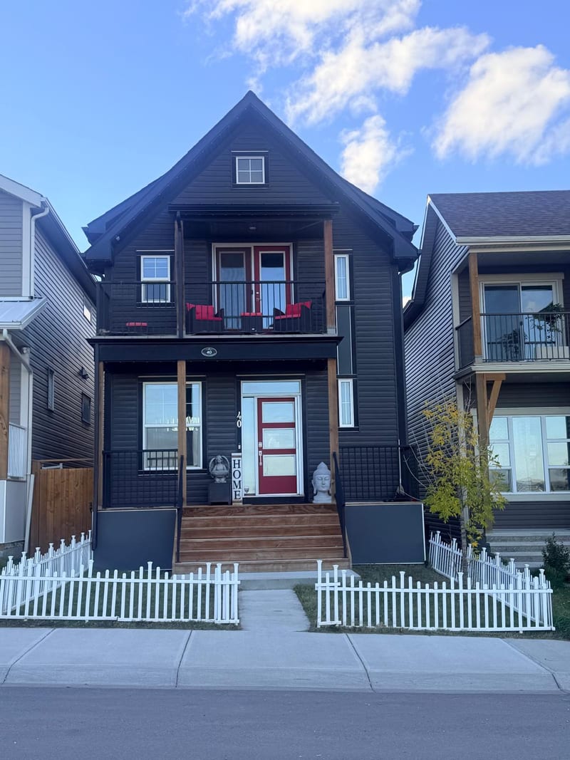 A HOME YOU’LL FALL IN LOVE WITH - Full Furnished, Ready to Move In.